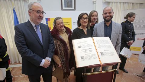 ACTO INSTITUCIONAL CON MOTIVO DEL DA DE LA CONSTITUCIN EN LA SUBDELEGACIN DEL GOBIERNO DE PONTEVEDRA
