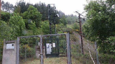 Se instaló una antena de cobertura de 5G en la parte superior del túnel