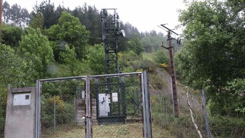 Se instal una antena de cobertura de 5G en la parte superior del tnel