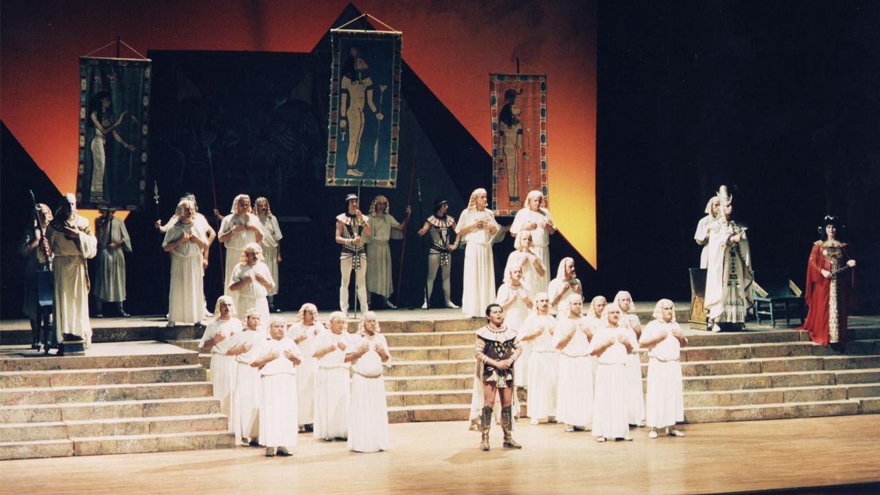 Aida De Verdi Segun La Opera Nacional De Moldavia