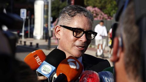 El presentador y escritor Boris Izaguirre