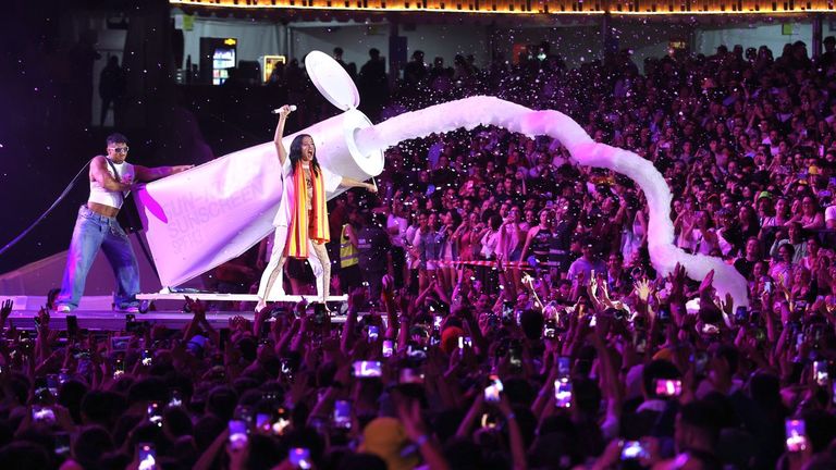 Katy Perry abrió su parque de atracciones pop en O Son do Camiño
