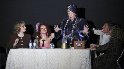 Foto de archivo de una representacin del grupo Nova Escena Teatro, que este domingo acta en Bveda
