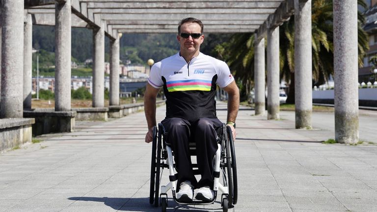 Álex González: «Soy parapléjico y gracias al deporte me siento totalmente independiente»