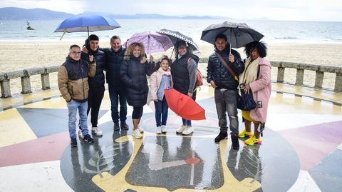 Un grupo de turistas de San Sebastin que vinieron por primera vez a Galicia esta Semana Santa. 
