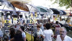 Un puesto de venta de paraguas en el San Froiln de Lugo del 2023