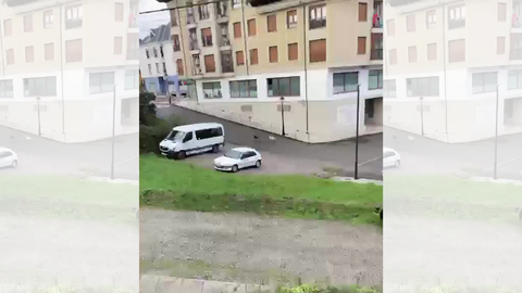 Cacer�a en pleno centro de La Caridad, en el concejo asturiano de El Franco