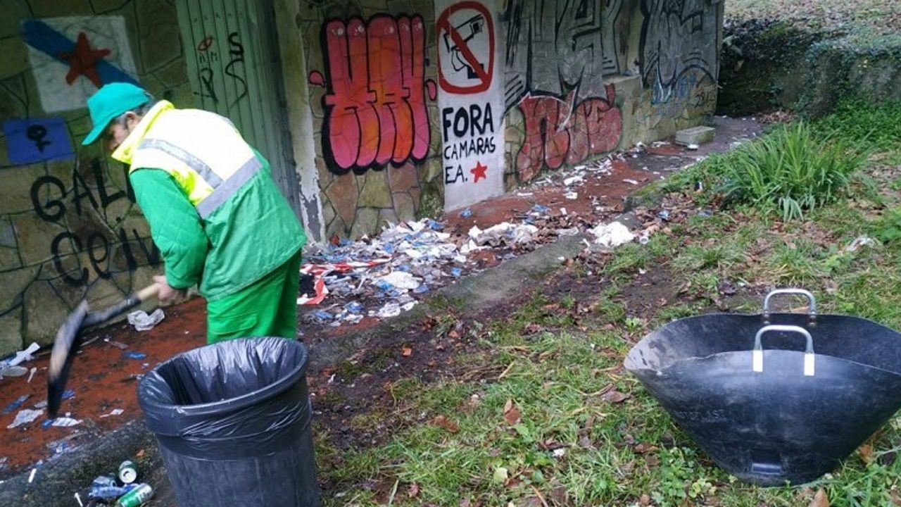 Punto de consumo de drogas junto al r�o Sarela