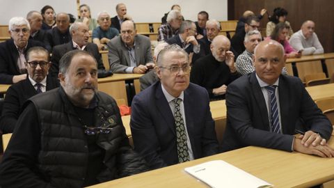 Juan Carlos Cabanelas, Jos Luis Surez y Javier Soto, en el foro organizado por el campus de Ourense