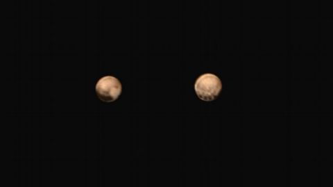 Las dos caras de Plutn en unas fotos tomadas por un nuevo sistema de la NASA.