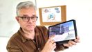 El catedrtico Luis Anido muestra una parte del videojuego Panoramix