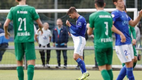 Villaca�as se lamenta tras una ocasi�n frente al Racing de Ferrol