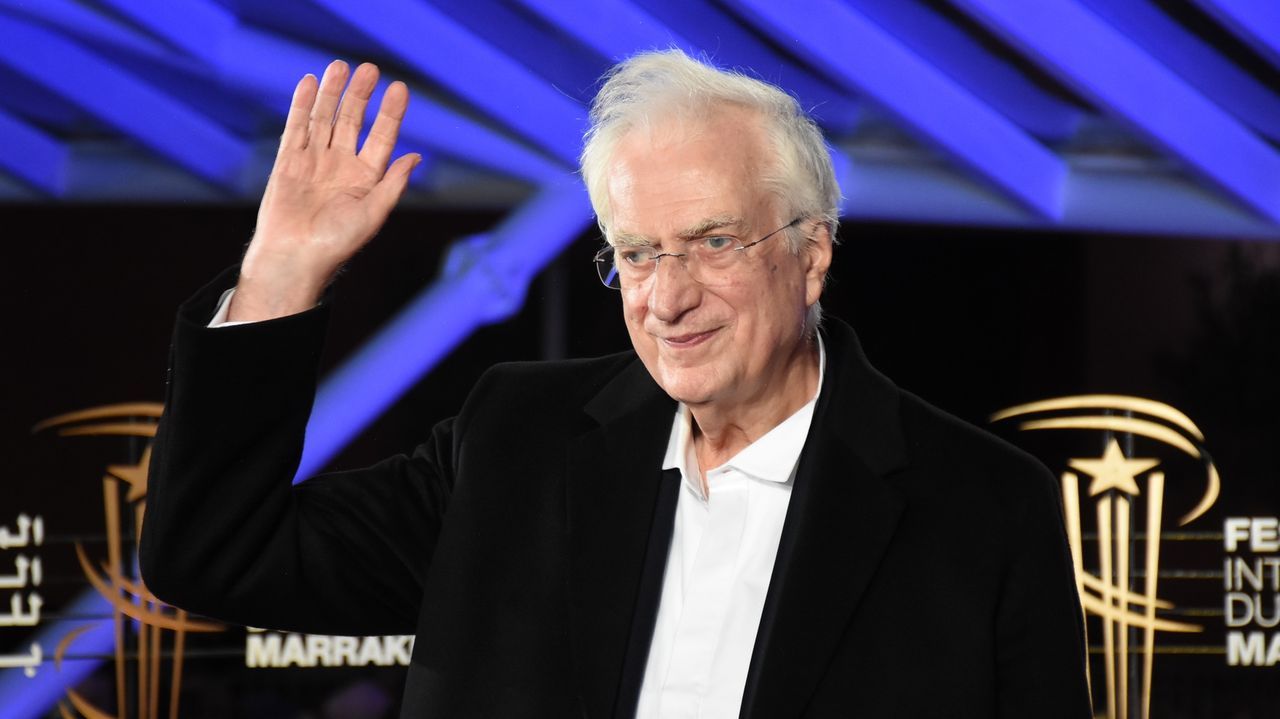 El loro Curro regresa a su hogar en Os Me&aacute;ns, Vila&ntilde;o: ¡las im&aacute;genes!.El cineasta franc&eacute;s Bertrand Tavernier