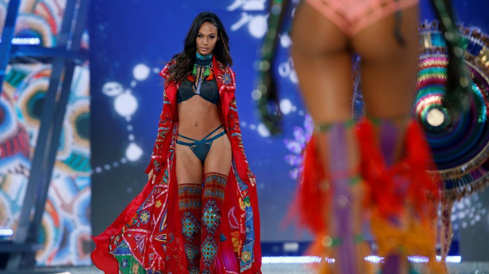 El desfile de Victoria's Secret se ha grabado en esta ocasin en Pars. 