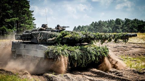 Así son los tanques Leopard y Abrams que se entregarán a Ucrania