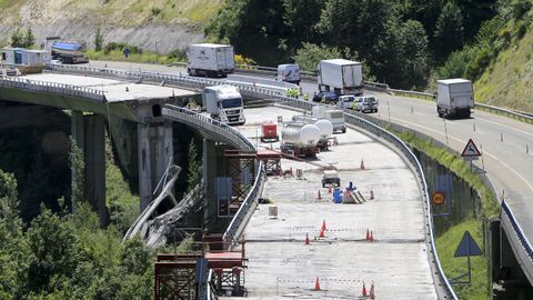 Las obras del puente haban sido declaradas de emergencia.