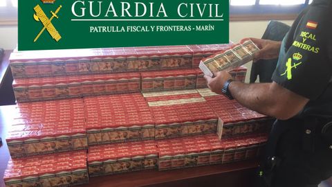 A finales de mayo del 2019, la Guardia Civil se incaut de 1.500 cajetillas de tabaco de contrabando en el puerto de Marn