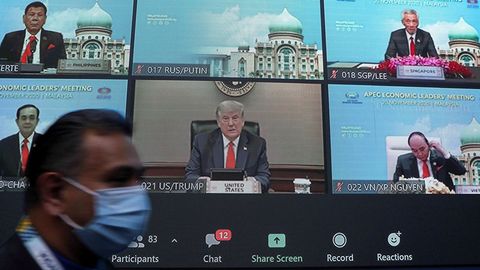 Donald Trump reapareció este viernes para participar en la cumbre virtual del Foro de Cooperación Asia Pacífico (APEC)