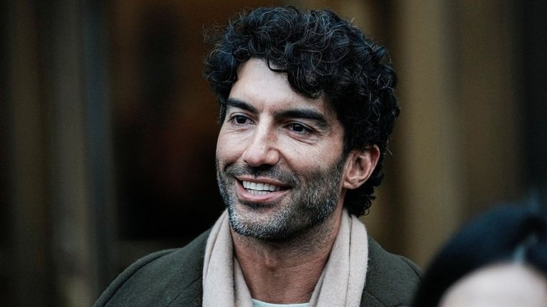 Justin Baldoni, «satisfecho» y «agradecido» después de que el juez desestimara 10 de las 13 acusaciones de Blake Lively