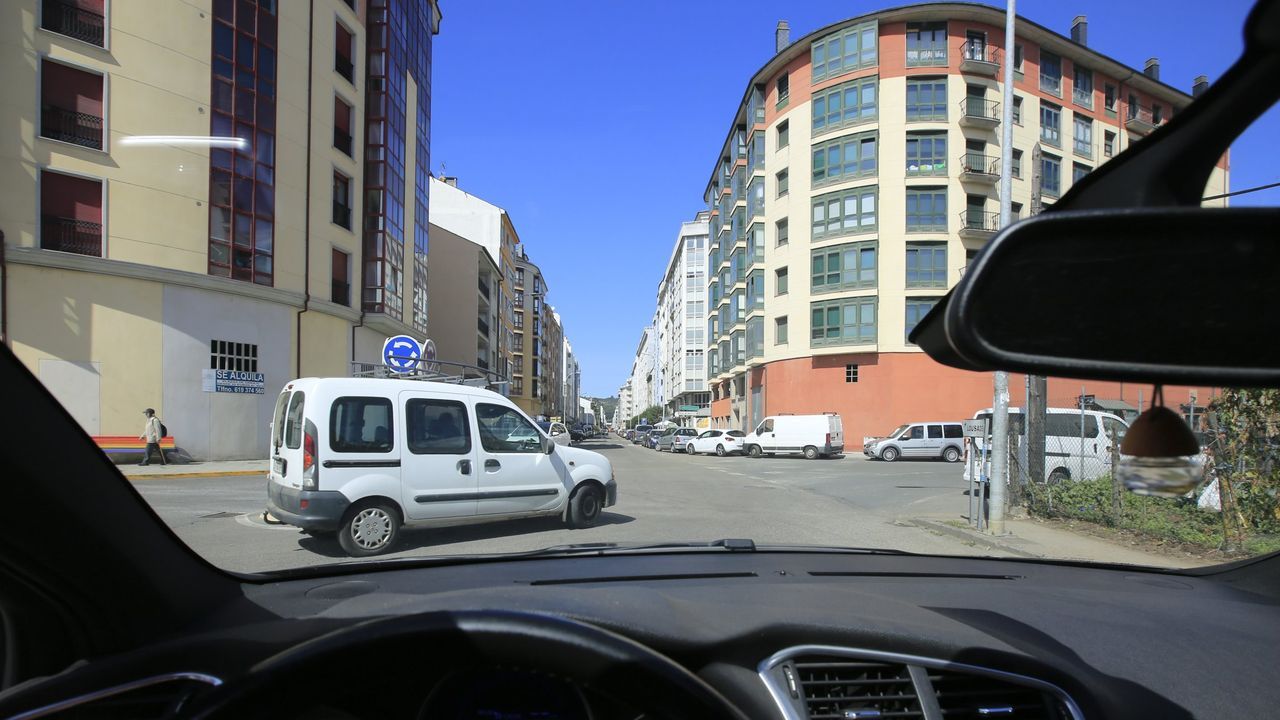 El temporal en Galicia.Vista de la calle Calvo Sotelo