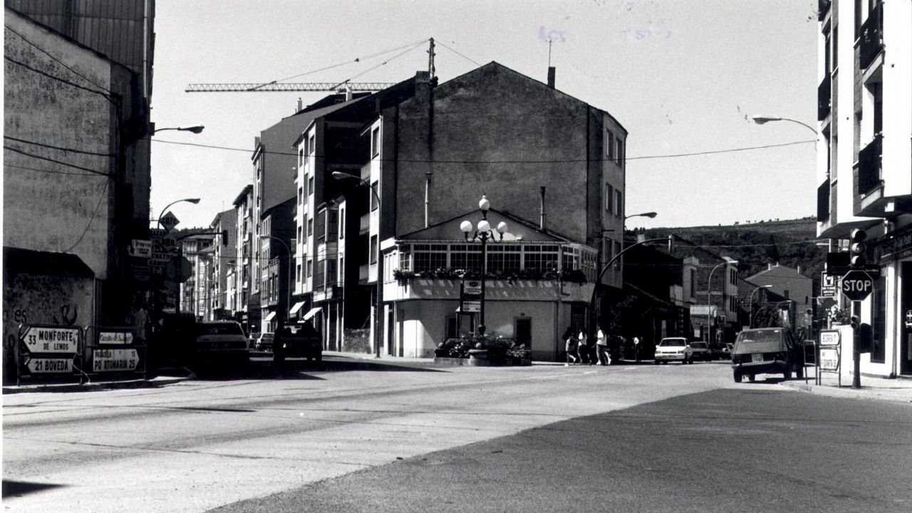 Las im�genes de una noche solidaria en Sarria.Imagen de Sarria en julio de 1993