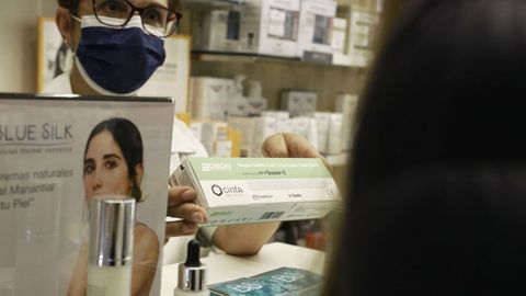 Una veintena de farmacias de Ourense ya se han adherido al convenio con la Xunta