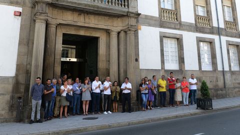 Concentración en la Diputación de Ourense con motivo del atentado terrorista en Barcelona