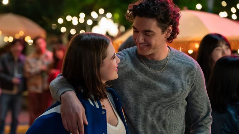 «Off Campus», la serie que reinventa los clichés románticos y huye de la toxicidad