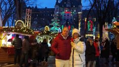 Alberto Molares, propietario de la Casa do Castelo de Andrade (Pontedeume), y su mujer, Eugenia Fernndez, en Quebec (Canad), la pasada Navidad