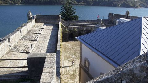 El Concello de Ferrol rehabilitar la batera alta del castillo de San Felipe