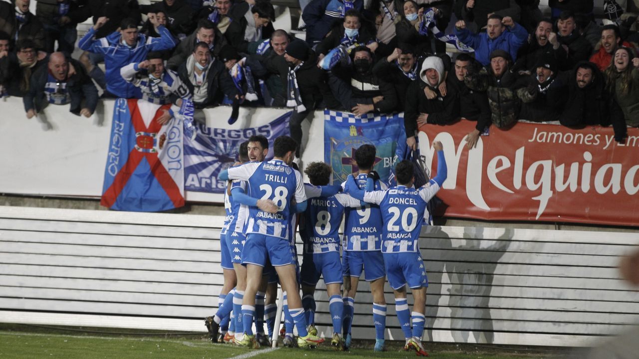 Carga de munici�n y armamento con destino a Ucrania, desde la base �erea norteamericana de Dover.