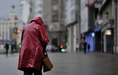 La lluvia llegó a Coruña después de días con sol y temperaturas suaves.