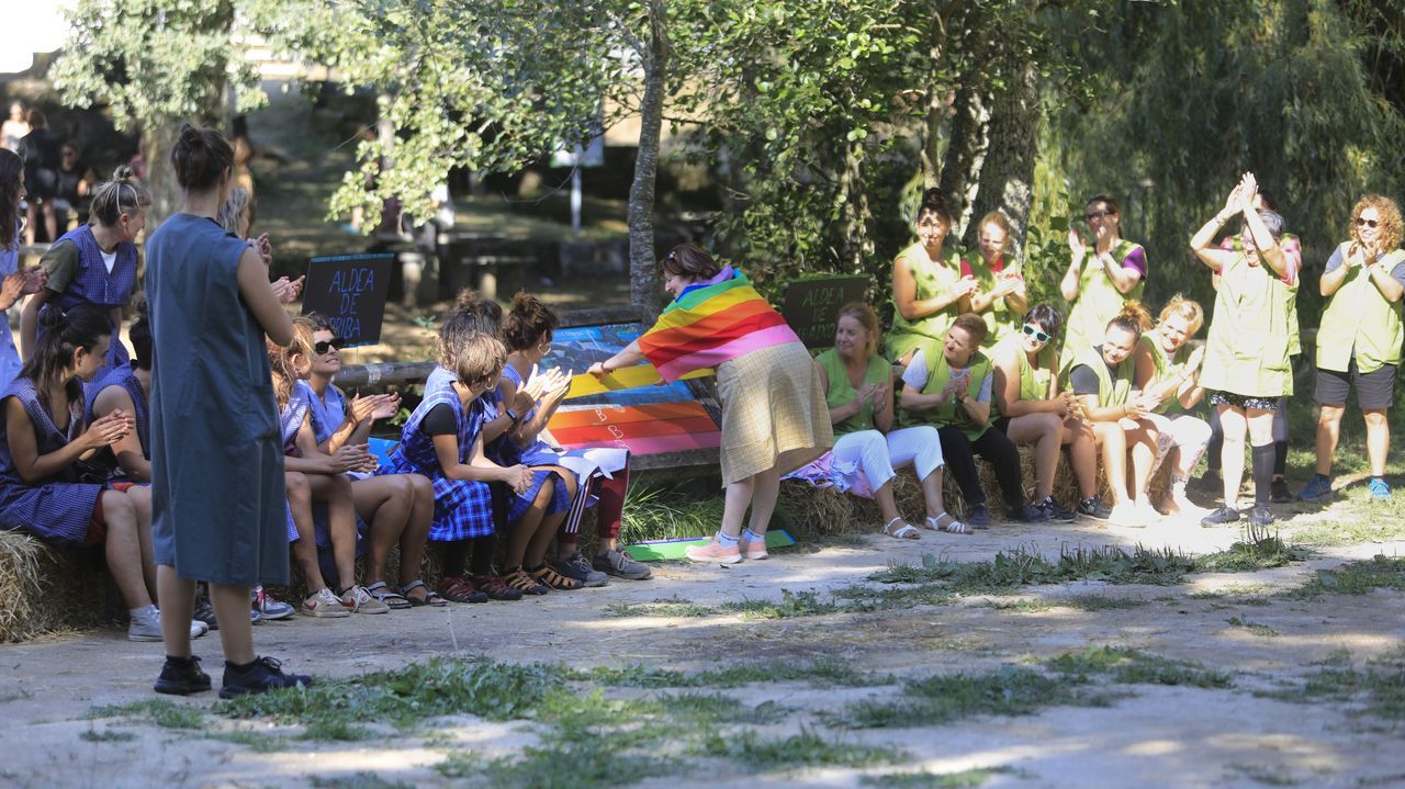 Primer da del Festival Agrocuir.El pregn oficial y la representacin teatral de la leyenda de San Gonzalo tuvieron que ser suspendidos el viernes debido a la lluvia