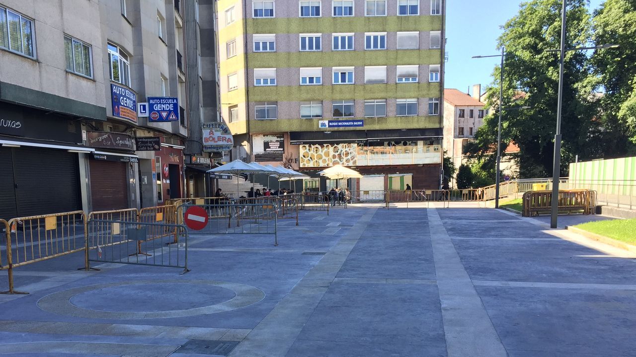 La tiena A R�a Recordos, en el Toural, fue uno de los 2.000 afectados por el corte del suministro en Santiago