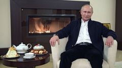 En un mensaje de vdeo para felicitar la Pascua ortodoxa, Putin asegur el domingo que Rusia tiene el coronavirus totalmente controlado