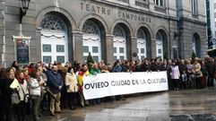 Manifestacin a favor de los Premios Lricos Teatro Campoamor