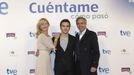 Ana Duato, Ricardo Gmez e Imanol Arias, en el estreno oficial de la serie Cuntame cmo pas.