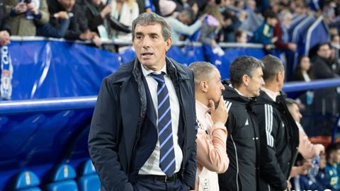 Guillermo Almada, antes del Real Oviedo-Atl�tico de Madrid