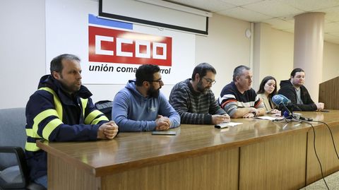 Integrantes de los comits de Navantia Ferrol y Fene y un delegado de Maessa Naval comparecieron en la sede de CC.OO.
