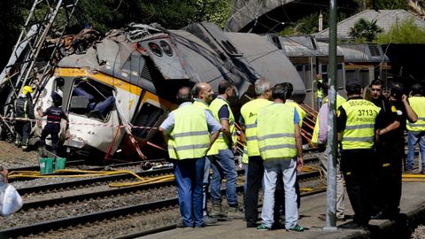 Imagen del estado en el que quedó el tren tras el descarrilamiento