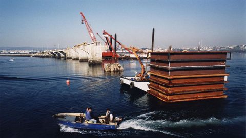 Reconstrucción del puente ferrolano, en enero del 1998.
