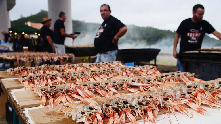 En Boedo, en Culleredo, celebraron su tradicional cigalada.