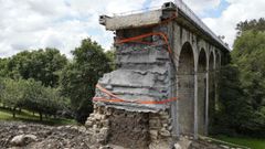 Estado en el que se encuentra el puente de Xunqueira de Espadanedo que se derrumb en febrero