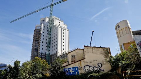 Okupacin de casas en el barrio de Casablanca, en Vigo, al lado del antiguo Hospital Xeral, futura Ciudad de la Justicia