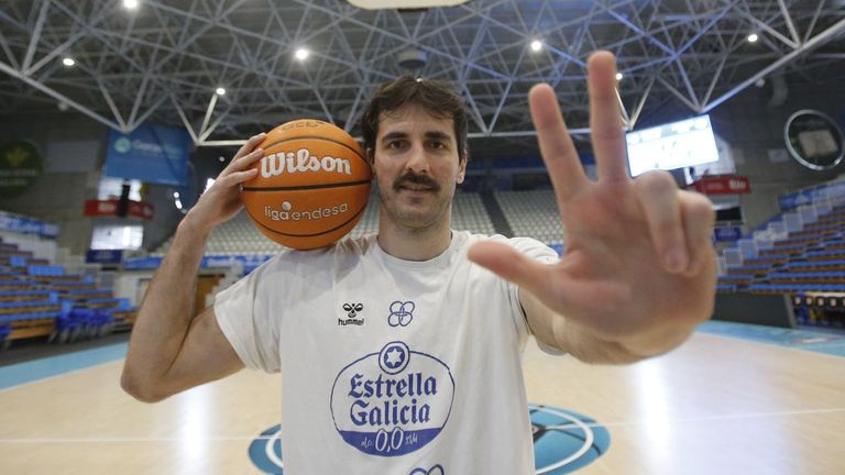 Mihajlo Andric, jugador del Breogán: «Me gustaría seguir; mi familia y yo estamos muy contentos aquí»