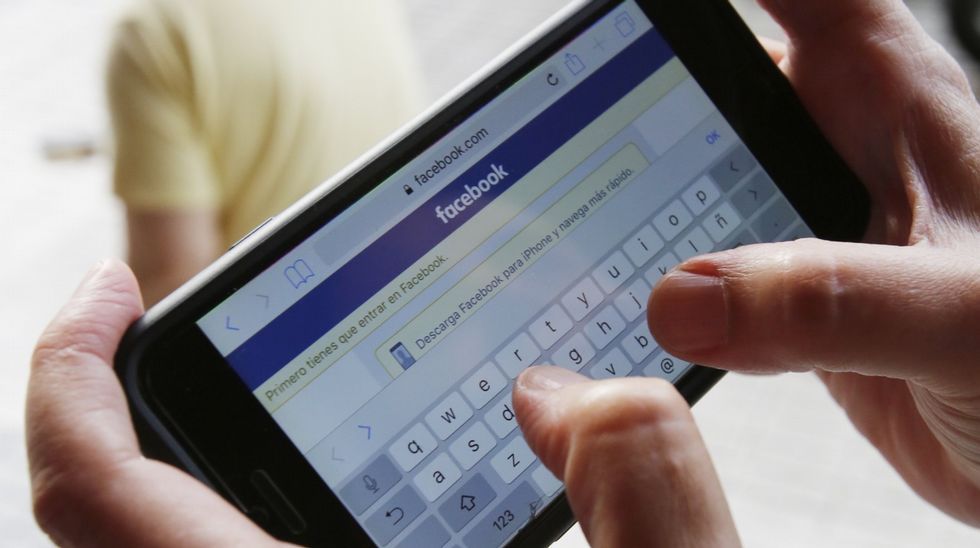 As redes sociais son un ni�o de mentiras