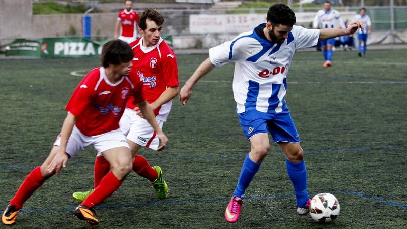 Los futbolistas de �scar M�ndez se muestran intratables en el campo de O Sango�edo. 