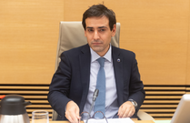 El vicepresidente ejecutivo de Prosperidad y Estrategia Industrial de la Comisin Europea, Stphane Sjourn, comparece ante la Comisin Mixta para la Unin Europea, en el Congreso de los Diputados, a 2 de octubre de 2025, en Madrid (Espaa)