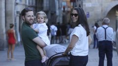 Brendan y Larissa con su hija Anna, en Pontevedra antes de mudarse a A Corua
