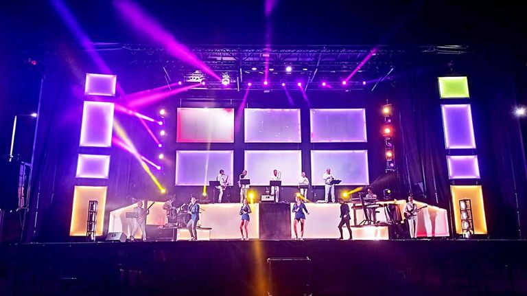Salsarena, una de las pocas «grandes orquestas» que quedan en A Mariña, cumple 10 años y publicará su primer vídeo clip el 1 de agosto